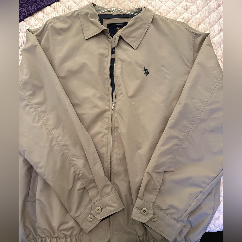 US Polo Association Tan Cotton Windbreaker. Men’s Size XL.